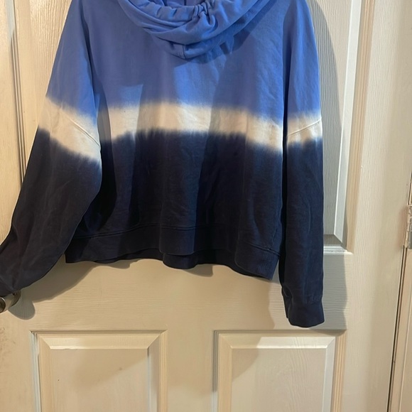 Calvin Klein Jeans Blue and White Monogram Logo Tie Dye Sweater Size X large - Picture 6 of 6